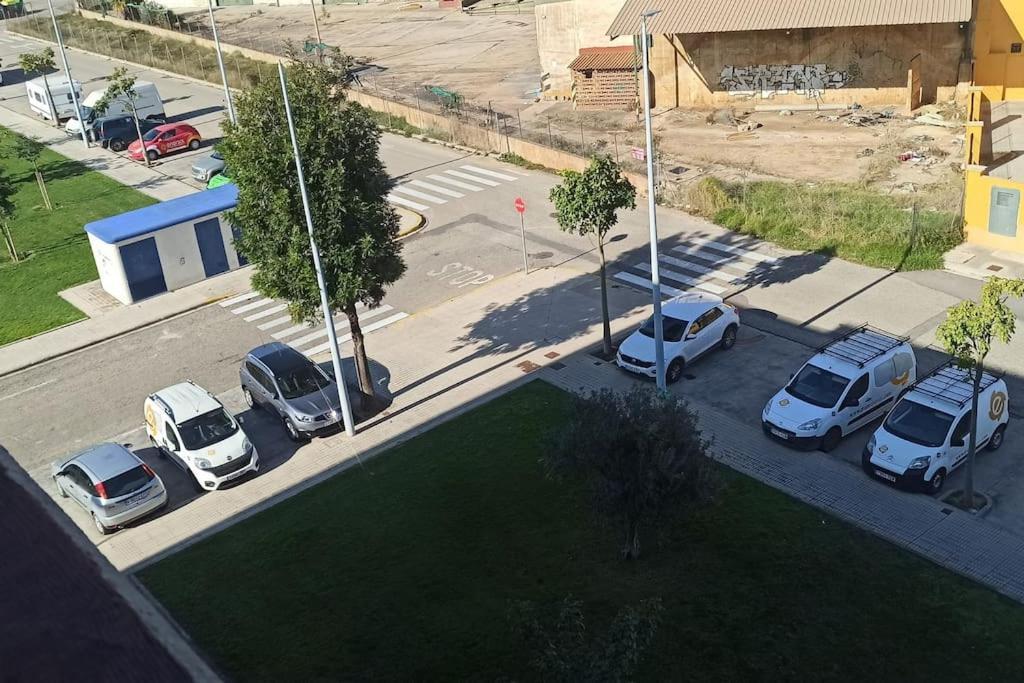 Atico En Paiporta Con 2 Grandes Terrazas Apartment Valencia Luaran gambar